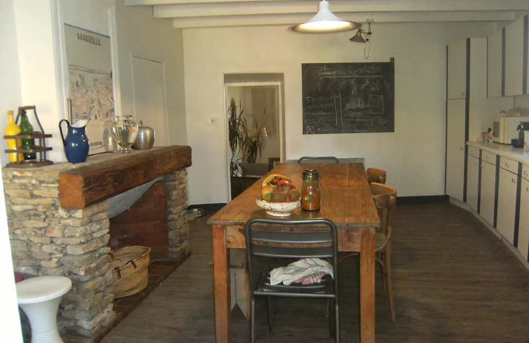 L'Auberge Espagnole - Bed & Breakfast-1